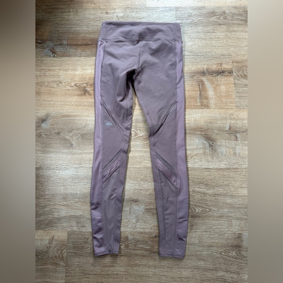 ALO Yoga Epic High Waist Leggings Rose Quartz Pink Size XS - Picture 8 of 13